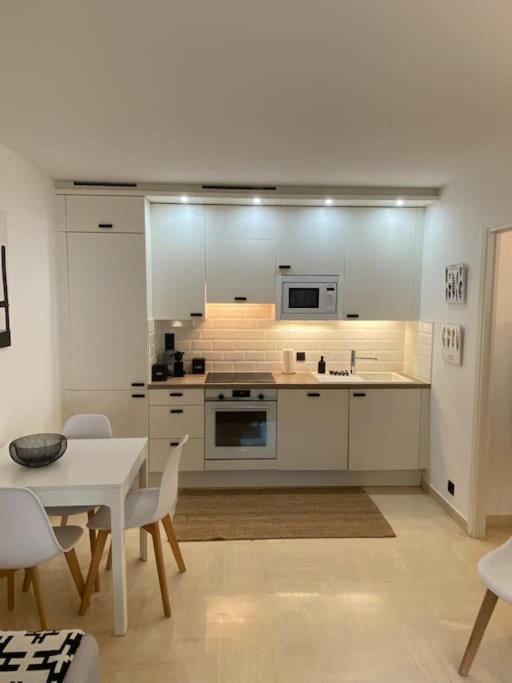 Ferienwohnung T2 Avec Terrasse Et Jardin Cannes Exterior foto